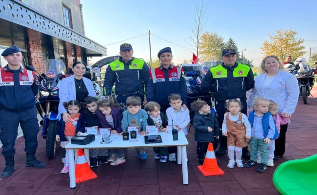 Gündüz Bakımevi, renkli ve eğitici bir etkinliğe ev sahipliği yaptı.