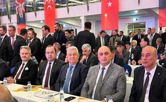 Kaynaşlı Belediye Başkanı Eftal Altundal’ Belediye Başkanları istişare toplantısına iştirak etti